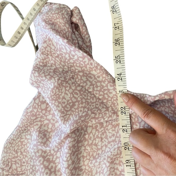 LUQ lavender and white animal print gauze button down tie uptop. - Picture 7 of 8